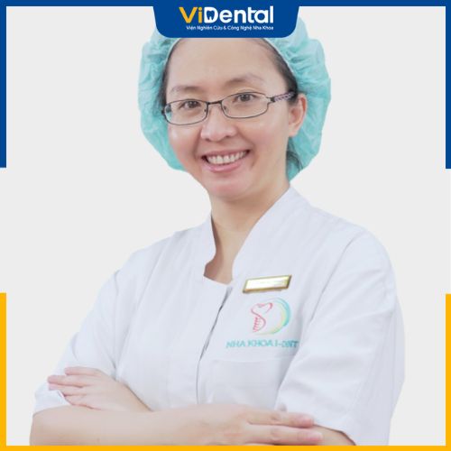 Tiến sĩ – Bác sĩ Trần Thị Nguyên Ny đang làm việc tại Nha khoa I Dent