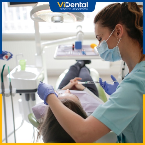 Thăm khám nha khoa để được tư vấn điều trị nhanh chóng tình trạng răng hô