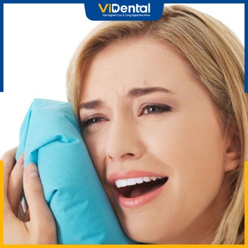 Sử dụng các chất lạnh là phương pháp hiệu quả làm giảm bớt các cơn đau nhức trong quá trình niềng răng