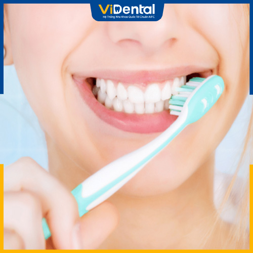 Việc chải răng đúng cách sẽ giúp khoang miệng sạch sâu
