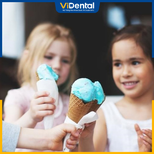 Khi niềng răng bạn nên hạn chế ăn kem